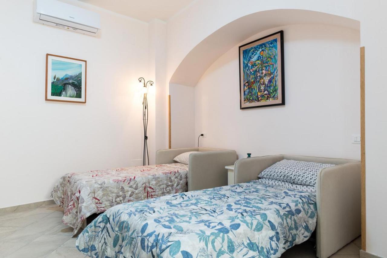 Casa Vacanza Rosy Di Guida Rosy Giungano Extérieur photo