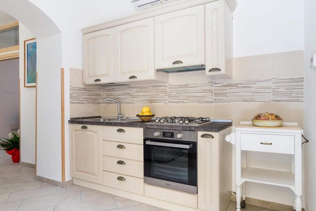 Casa Vacanza Rosy Di Guida Rosy Giungano Extérieur photo